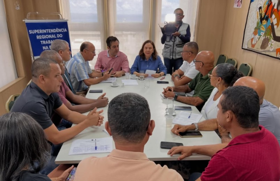 CLIMA DE GREVE AUMENTA EM SALVADOR APÓS REUNIÃO MARCADA POR TENSÃO ENTRE RODOVIÁRIOS E EMPRESAS