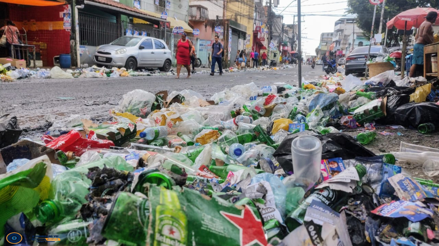 Paralisação dos garis afeta coleta de lixo em Salvador nesta segunda-feira
